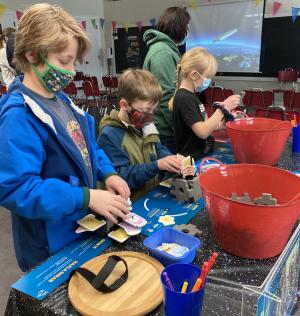 Children at the Lewisburg Children's Museum using the Exploring the Solar System: Design, Build, Test activity